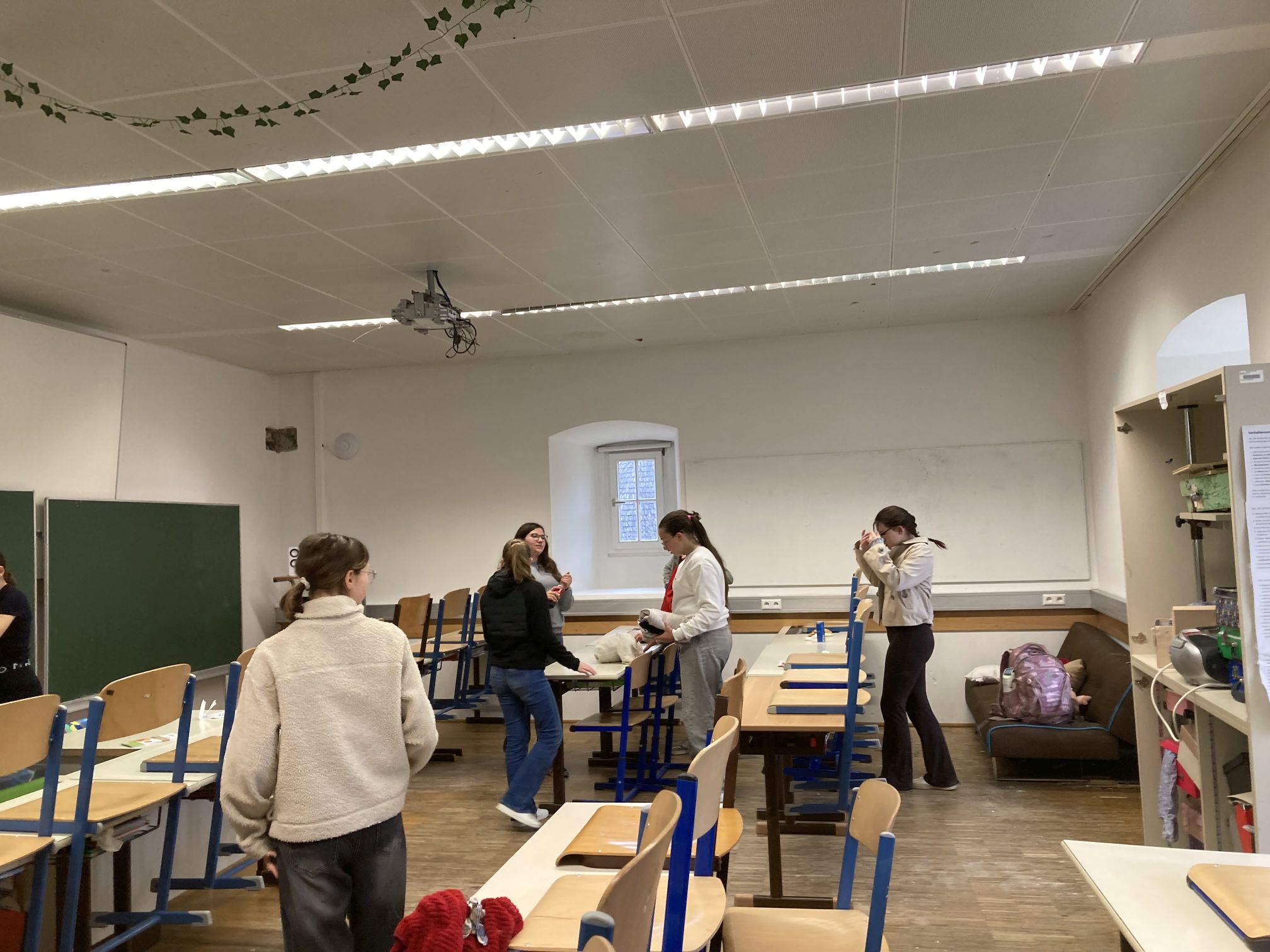 Homepage Raumgestaltung 3a und 3c - BG BRG Lilienfeld