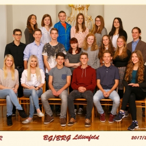 8R
